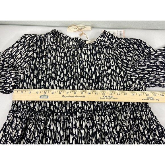 New In Collection Women Large Tiered Ruffle Top Black White Abstract NWT - Picture 9 of 10